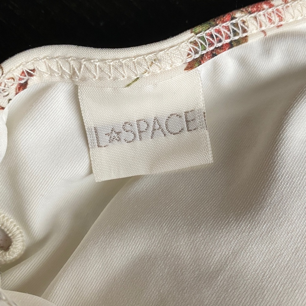 LSPACE | Floral Top - Picture 5 of 5